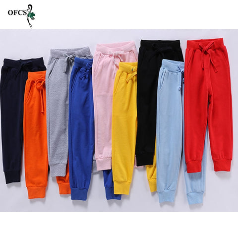 Pantalones deportivos casuales para niños