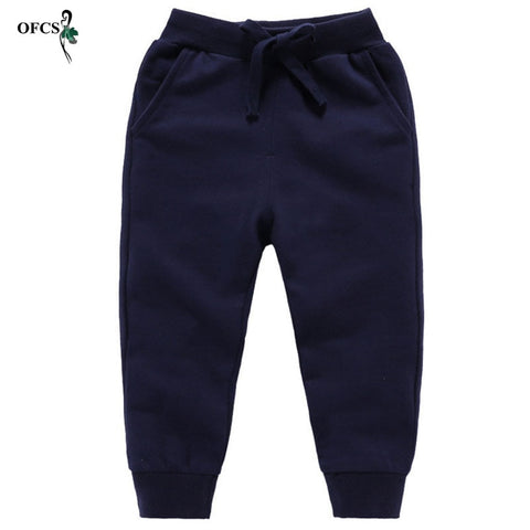 Pantalones deportivos casuales para niños