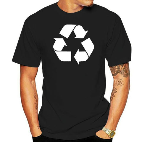 Camiseta con el símbolo del logotipo de reciclaje