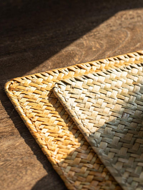 Woven Pastoral Plate Mat