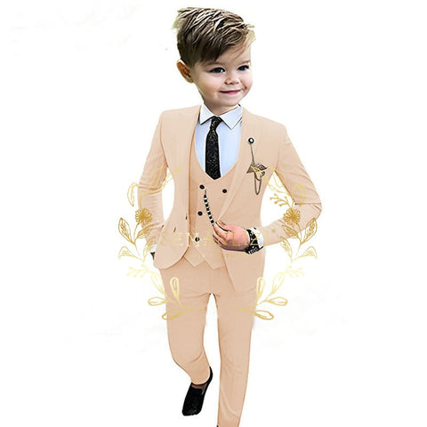 Traje formal beige para niño